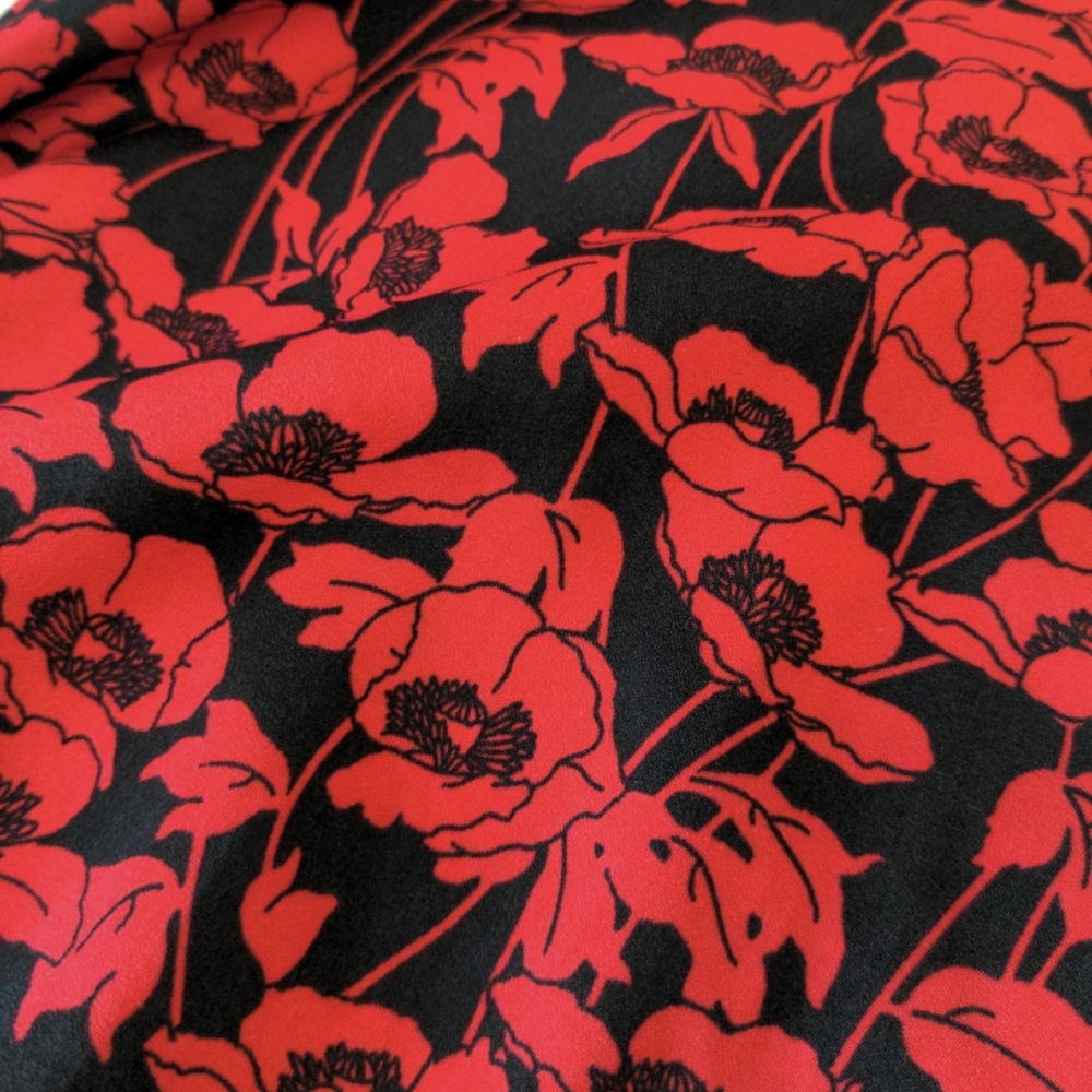 Skirt in Red and Black Floral - Picture 3 of 7